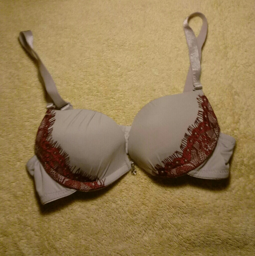 Subtle Shimmer Brazerre in Wine and Light Grey
